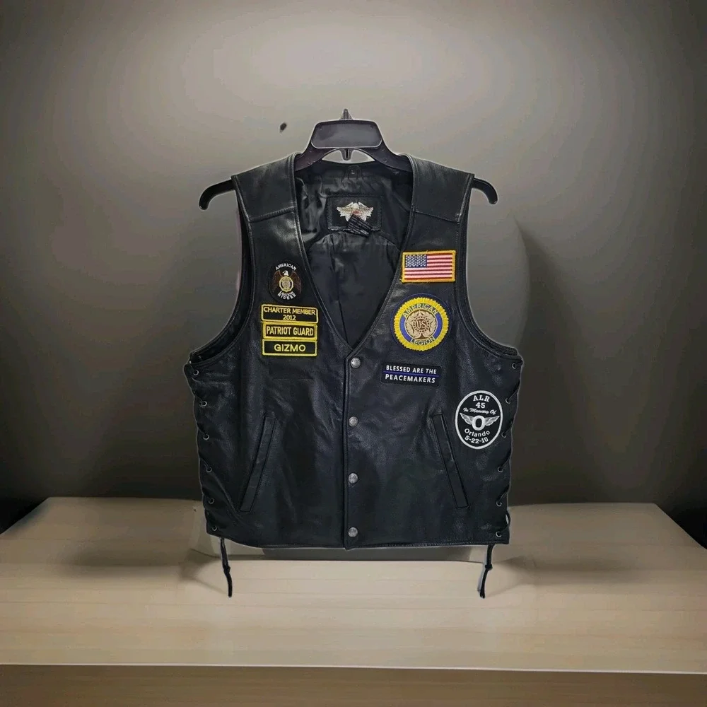 Harley‎ Davidson Black Leather Vest Size Large With Multiple Patches RN # 103819